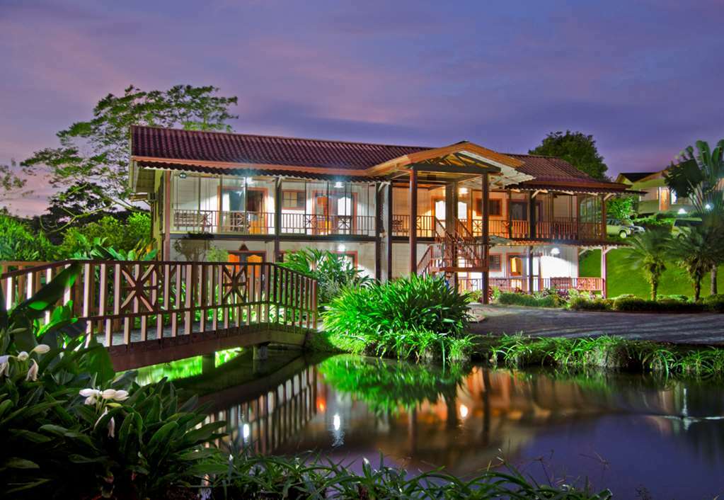 Hotel Montana De Fuego Resort And Spa Ла Фортуна Экстерьер фото
